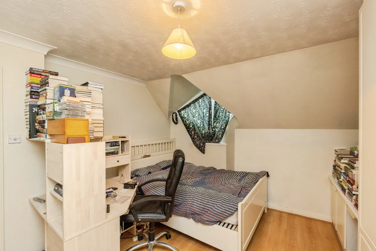 Hooten Lane, Leigh, WN7, photo 9