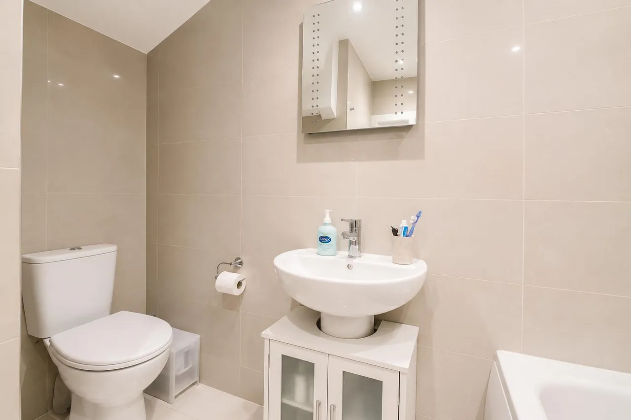 Roman Road, London, E3 5EL, photo 16