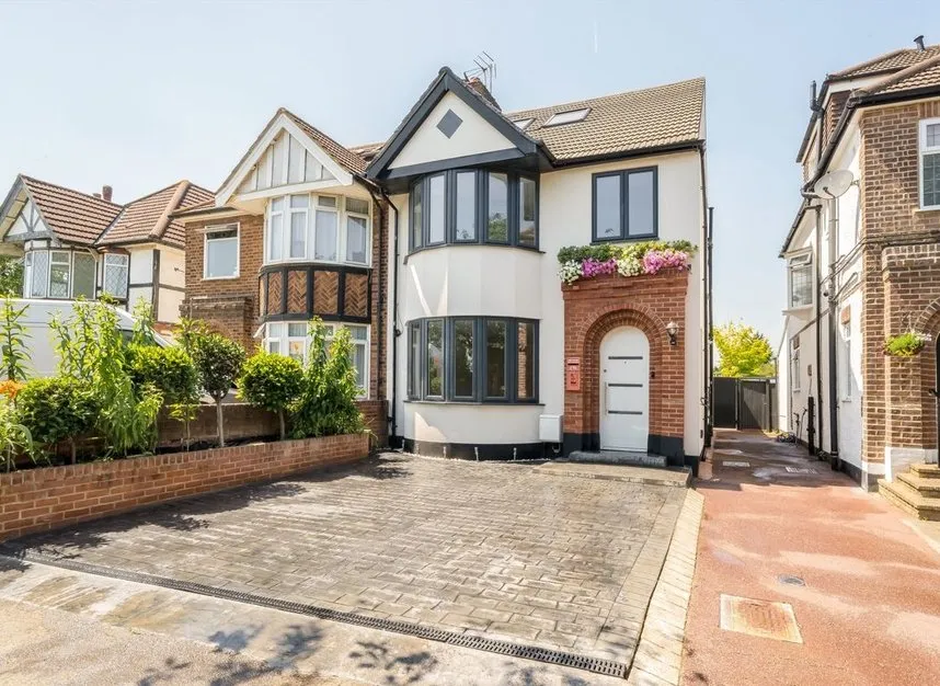 Page Street, Mill Hill, NW7, photo 10