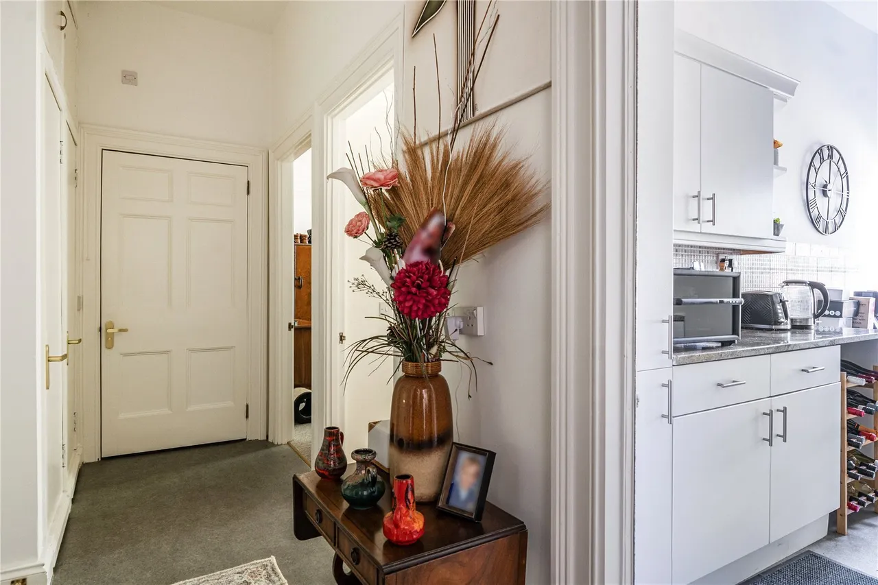 Westerleigh Road, Bristol, BS16, photo 5