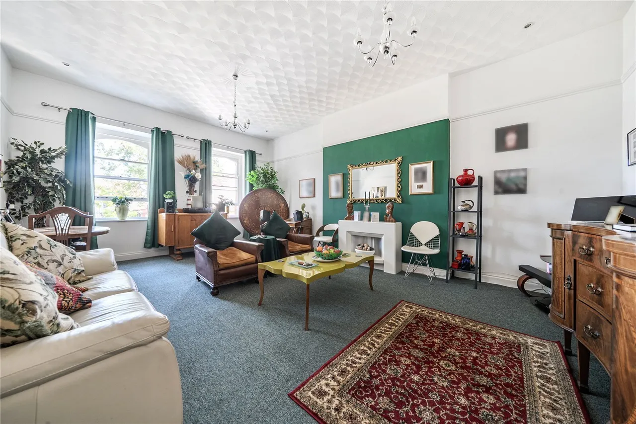 Westerleigh Road, Bristol, BS16, photo 4