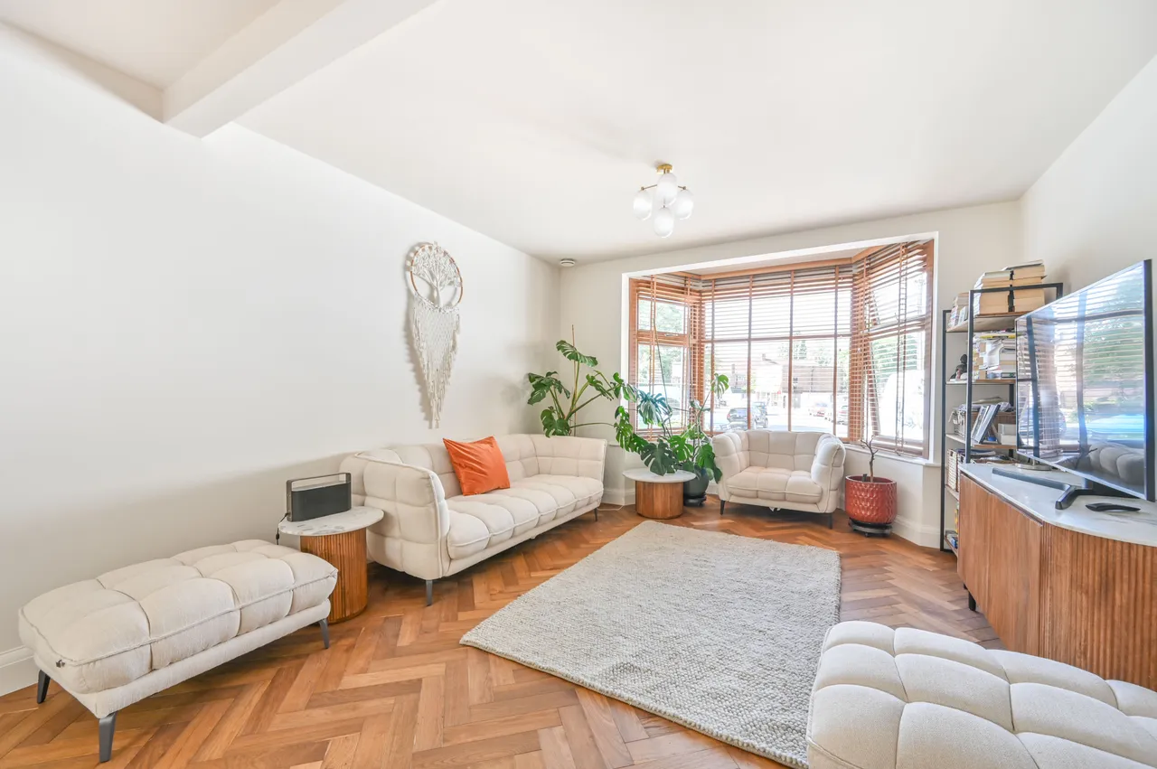 3 bed house for sale — 7 Elmside Road, Wembley