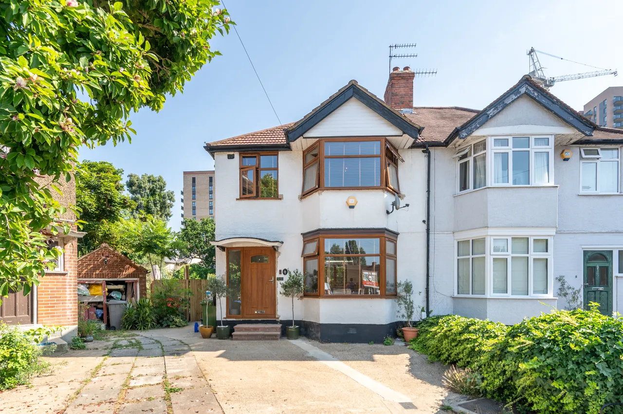 7 Elmside Road, Wembley, photo 5