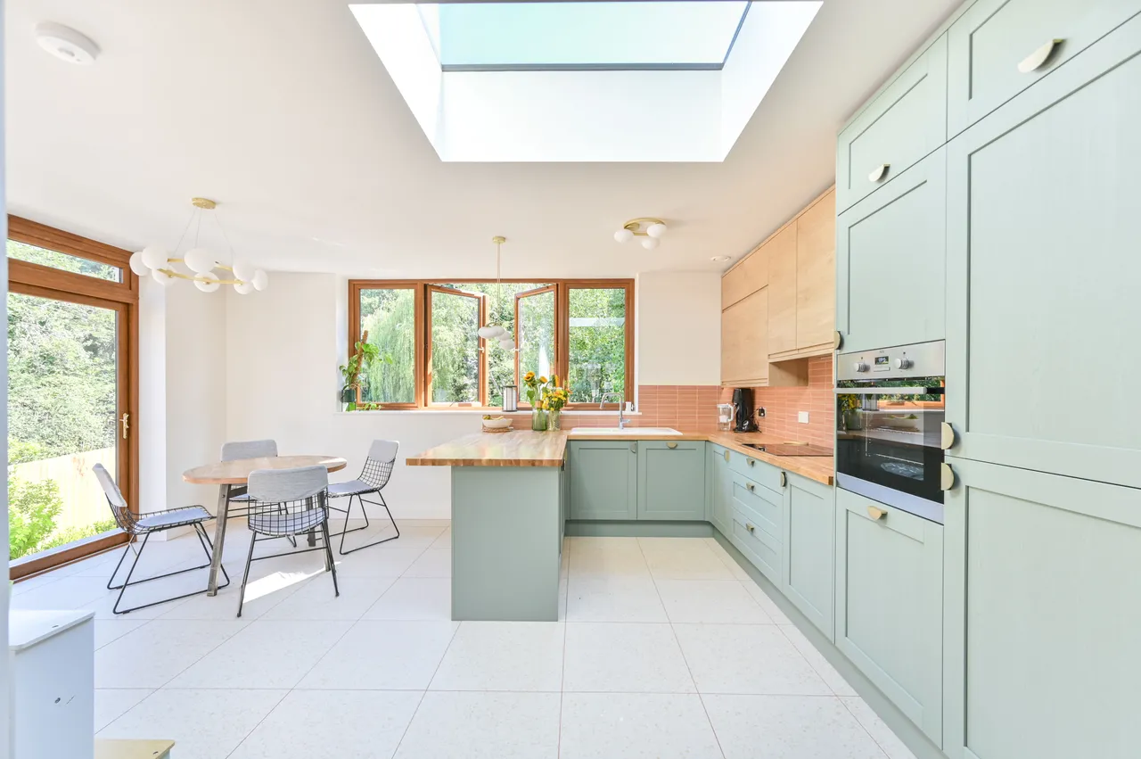 7 Elmside Road, Wembley, photo 2