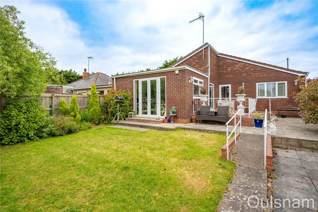 School Lane, Lickey End, B60, photo 18
