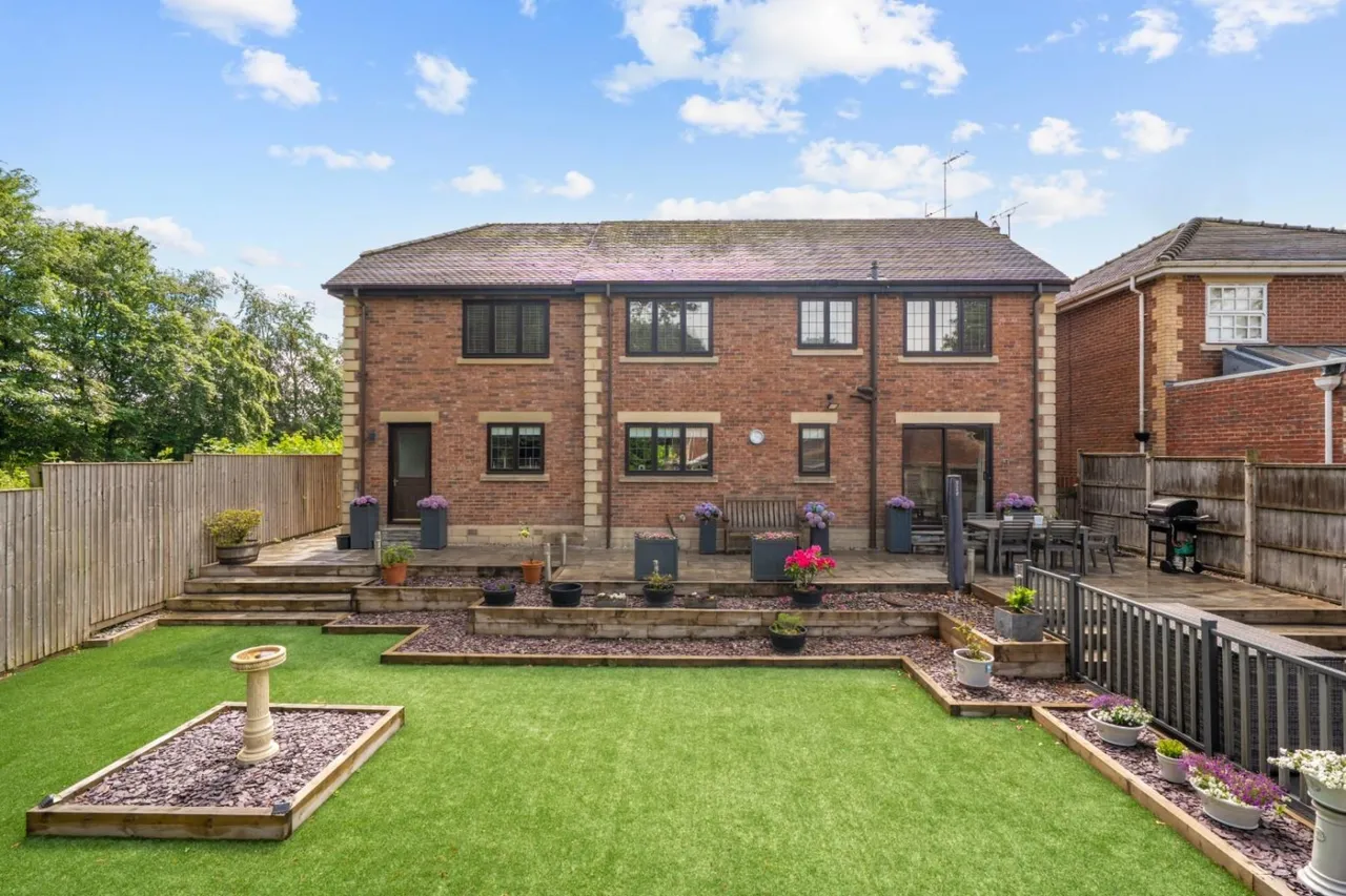 The Beeches, Wetherby, LS22, photo 32