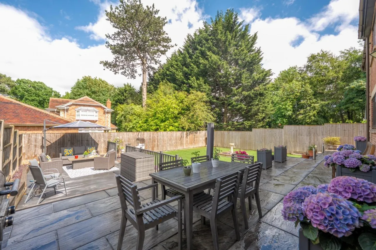 The Beeches, Wetherby, LS22, photo 27