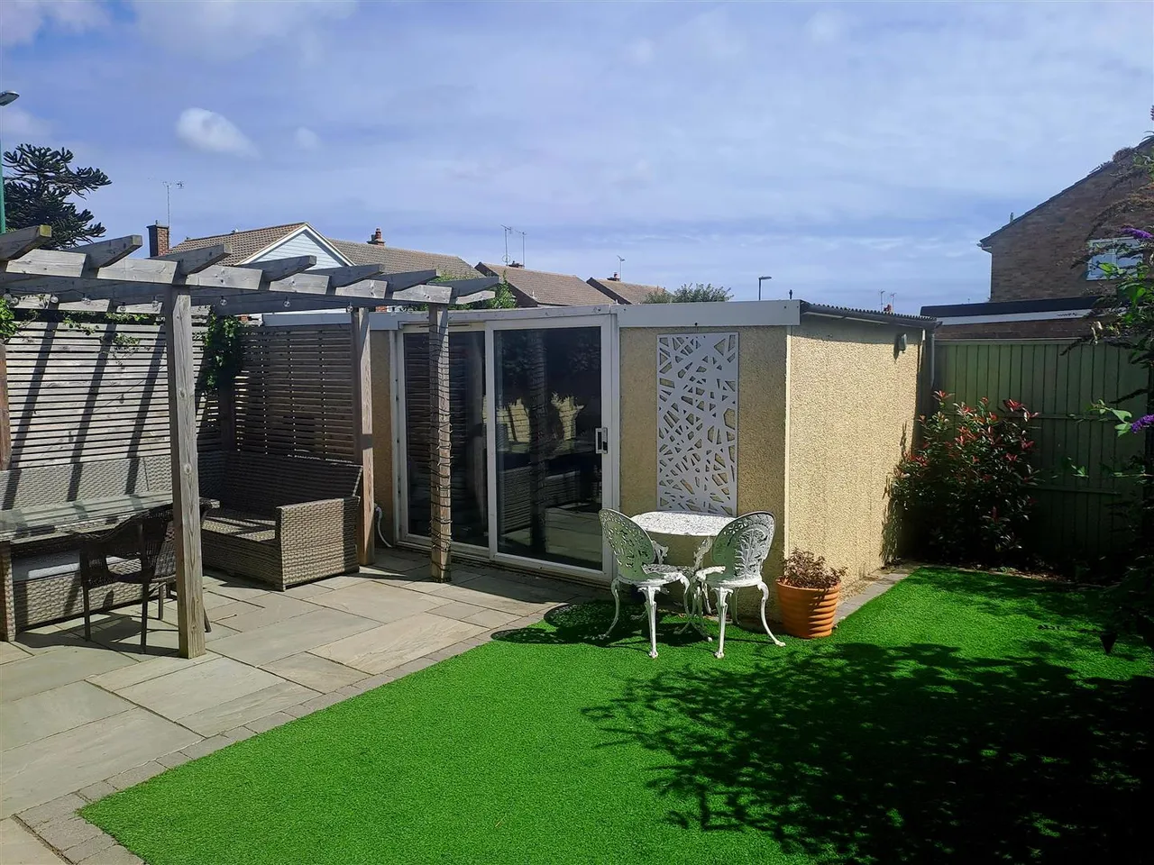 Chanctonbury Road, Rustington, photo 3