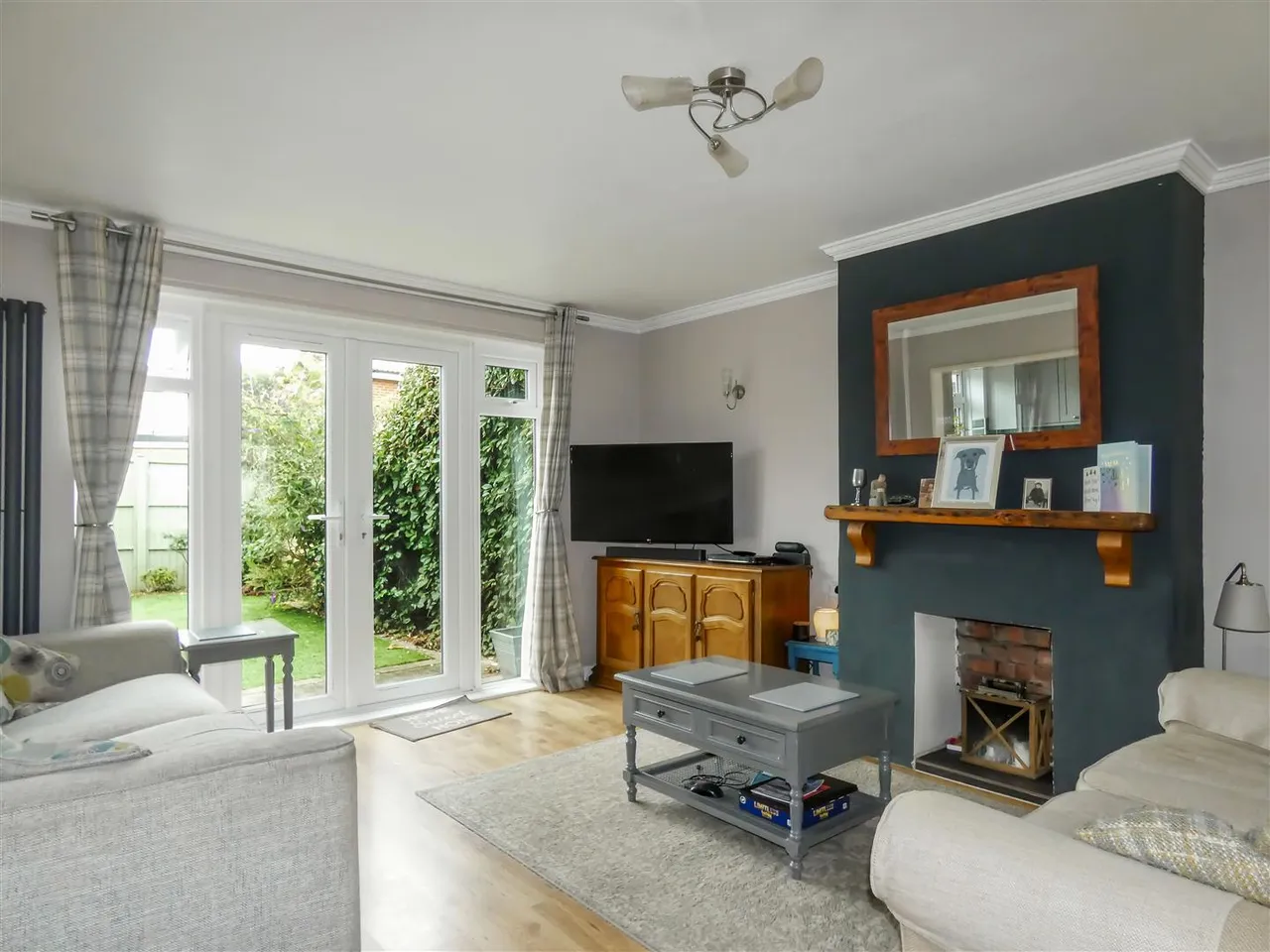 Chanctonbury Road, Rustington, photo 4