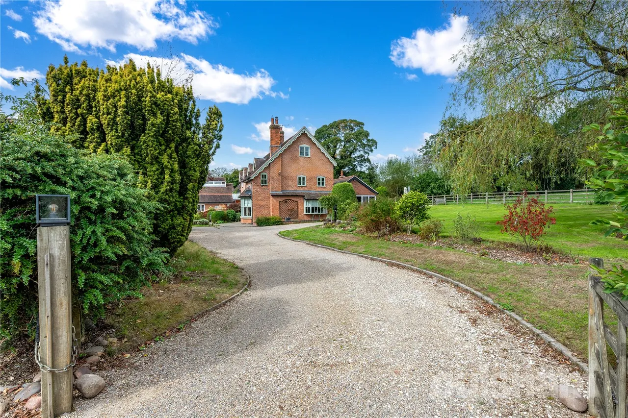Brookhouse Road, Blackwell, Bromsgrove, Worcestershire, B60 1QP, photo 34