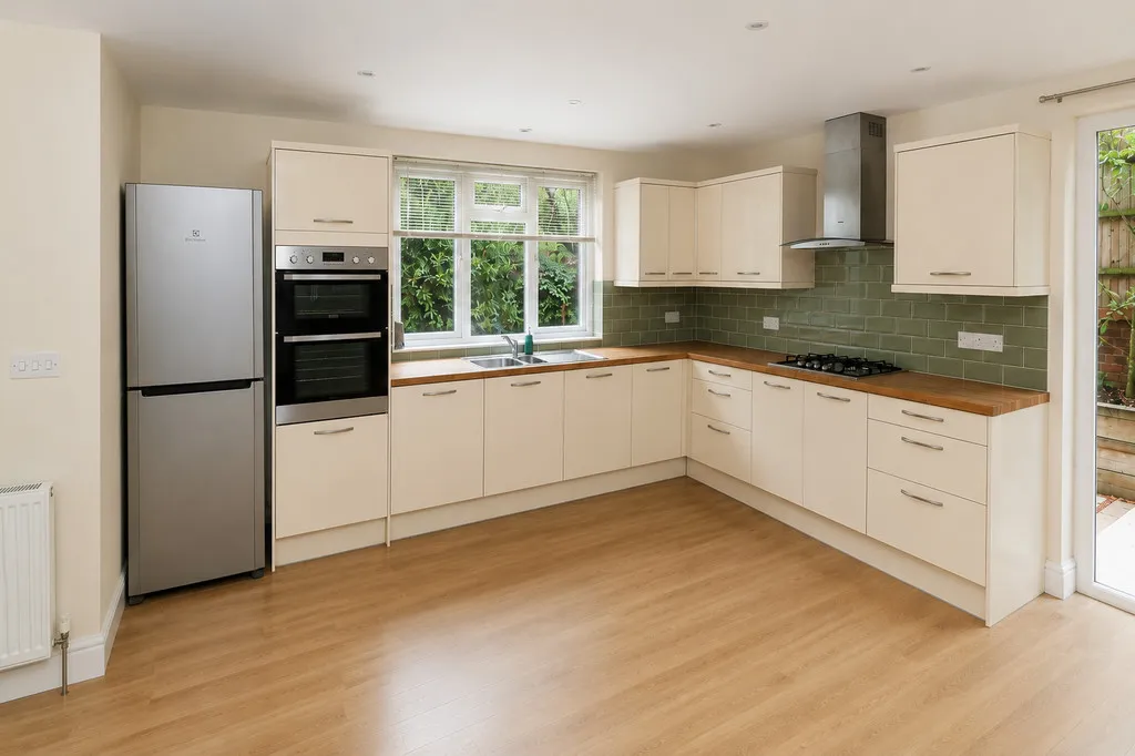 Junction Road, Dorking, RH4, photo 9