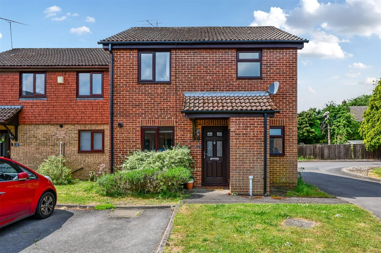 The Beeches, Ash Vale, Guildford, Surrey, GU12 5QR, photo 12