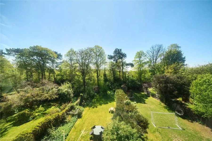Somers Road, Reigate, RH2, photo 5