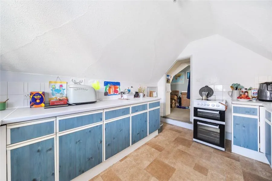 Somers Road, Reigate, RH2, photo 11