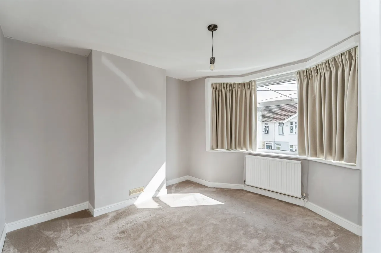 Downs Park Crescent, Totton, SO40, photo 13