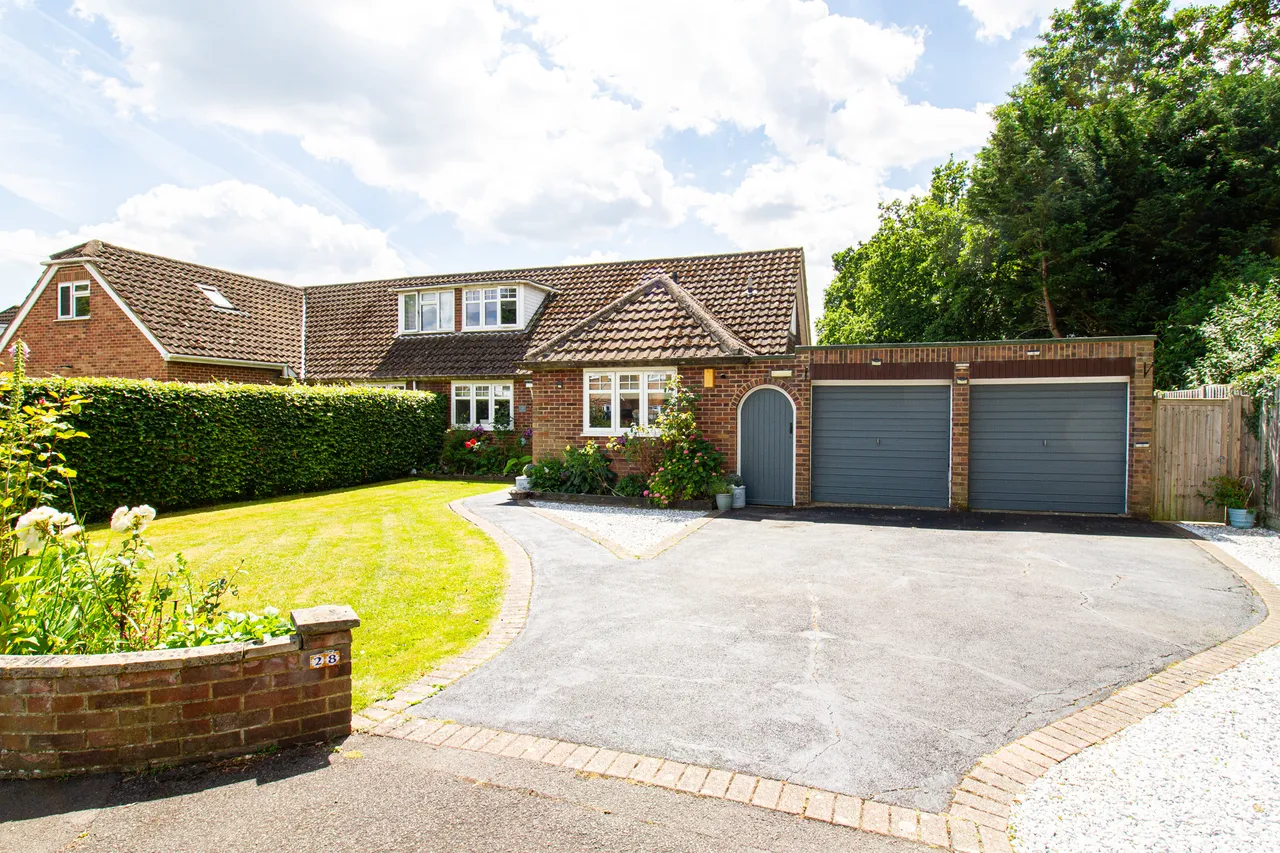 Avondale Road, Fleet, GU51 3BS, photo 17