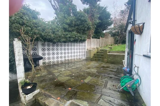 Lansdowne Road, London, E4, photo 18