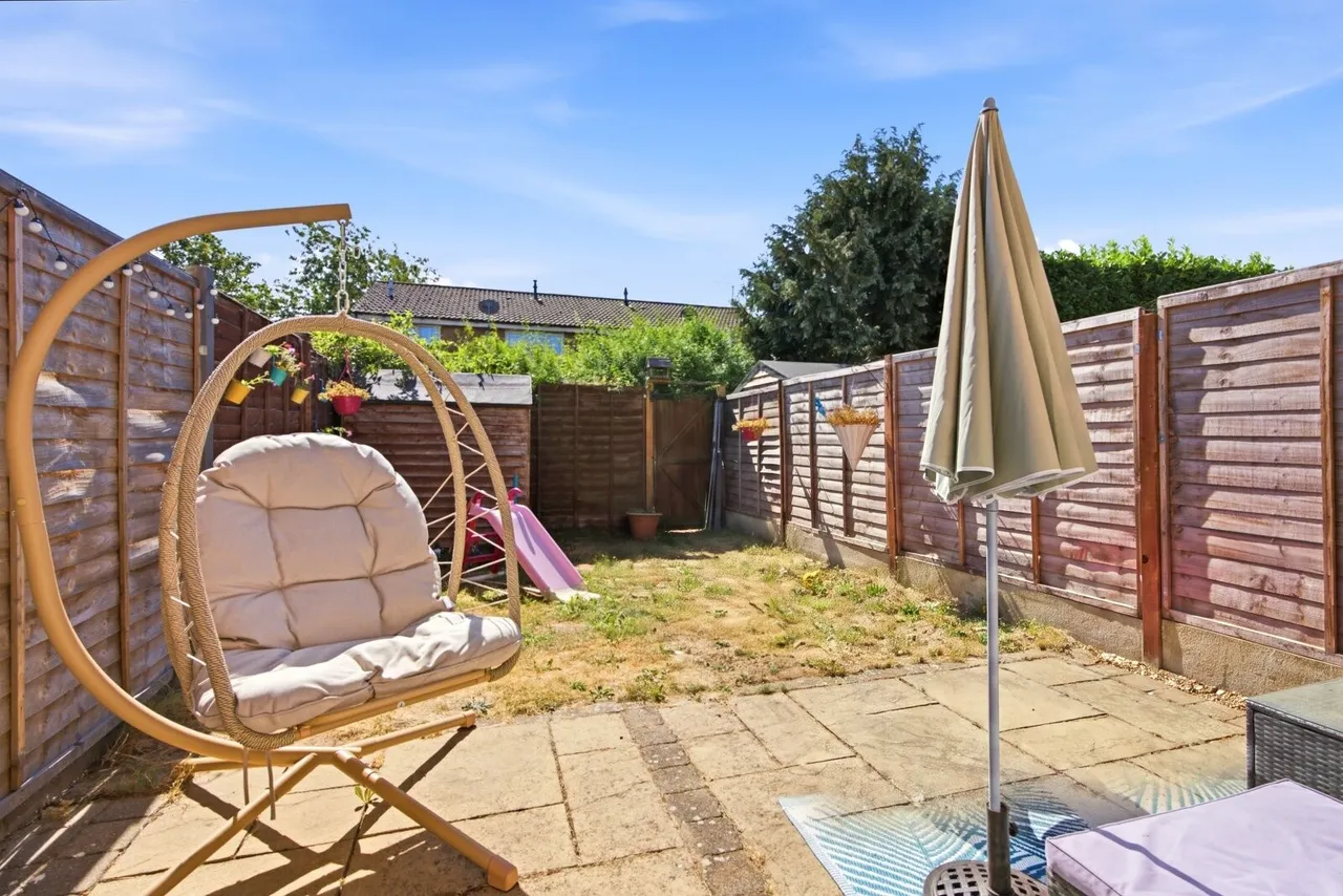 Tennyson Avenue, Houghton Regis, LU5, photo 3