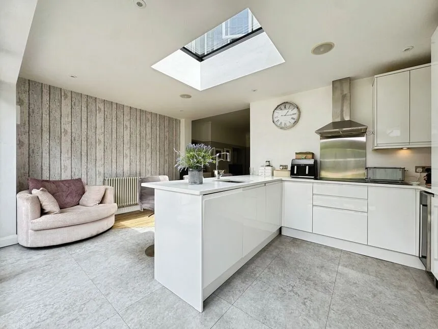 Domonic Drive, London, SE9, photo 3