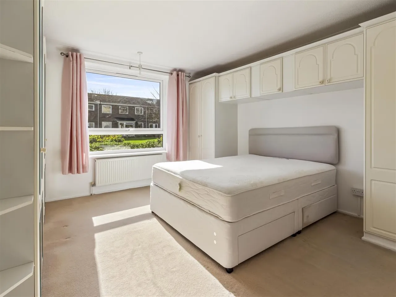 Pevensey Garden, Worthing, photo 5
