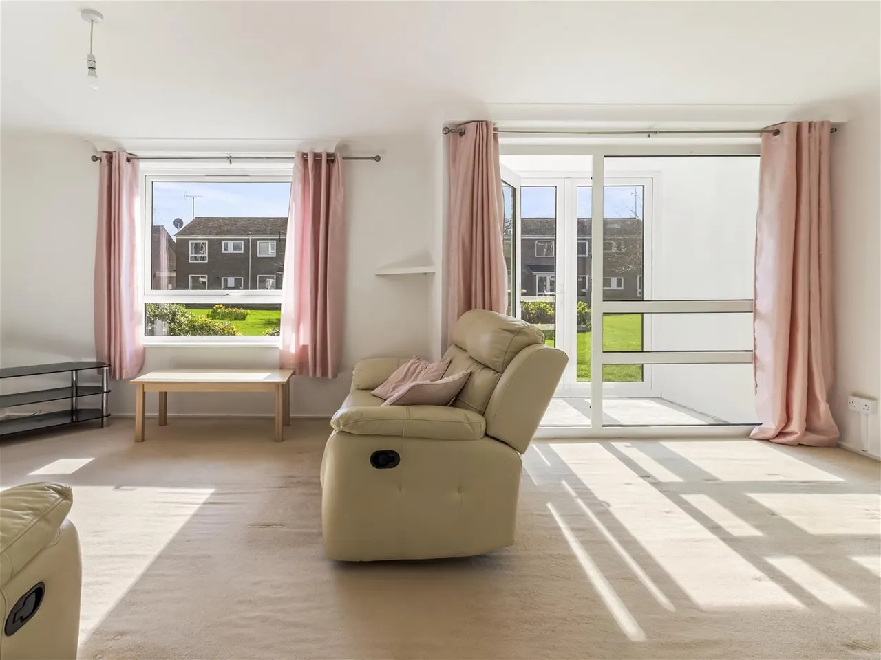 Pevensey Garden, Worthing, photo 3