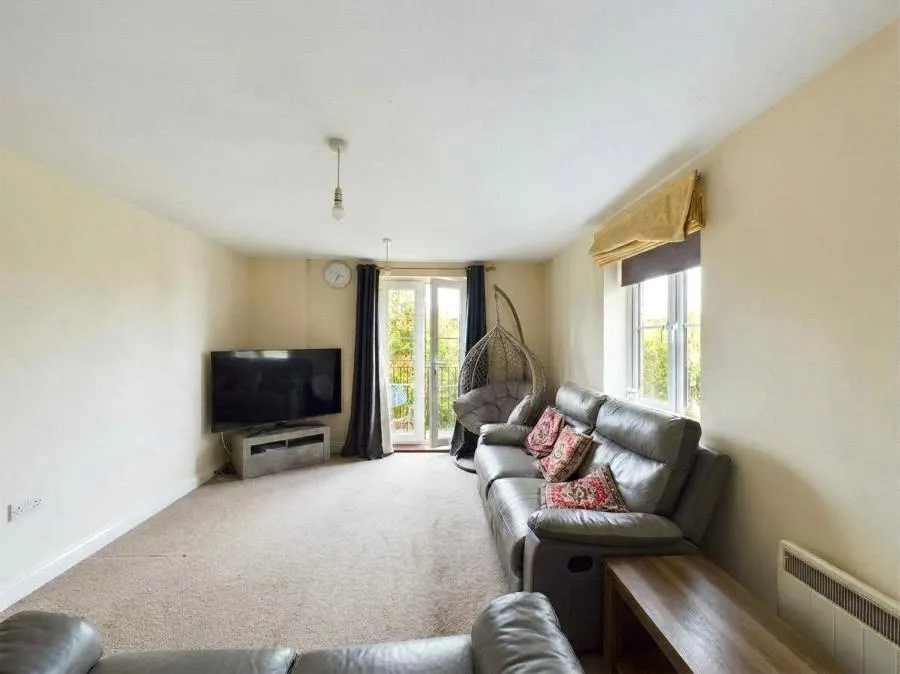 Tudor Way, Woking, GU21, photo 5
