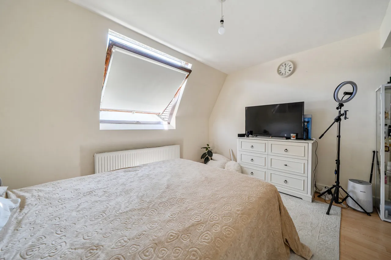 Mountfield Road, Ealing, W5, photo 13