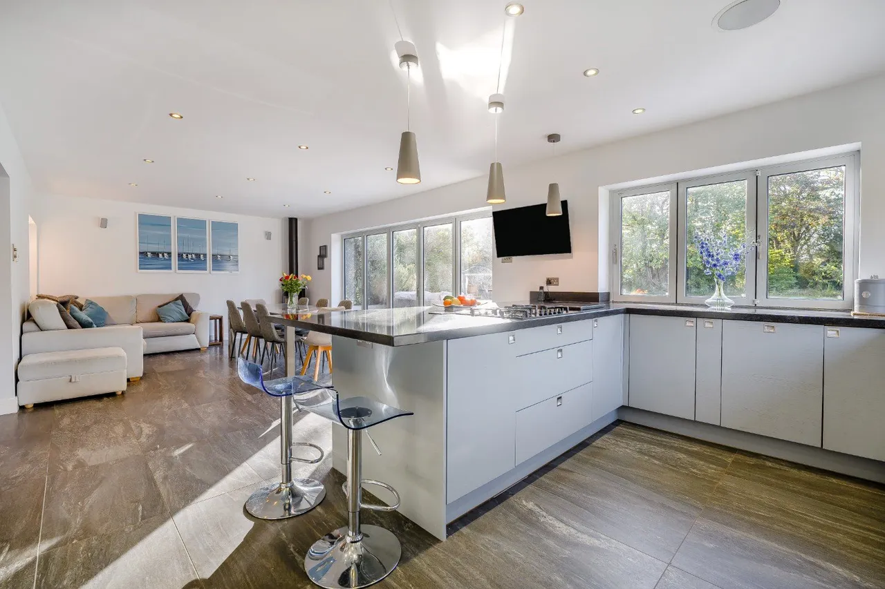 The Triangle, Birdham, Chichester, West Sussex, PO20 7HG, photo 5
