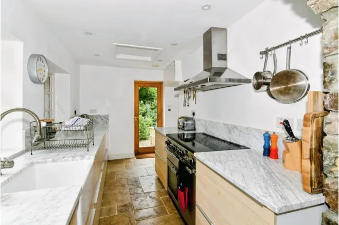 Lemons Cottage, Atherington, EX37, photo 4