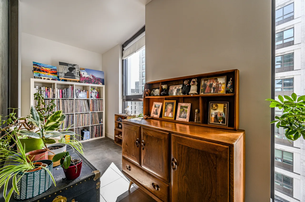 (25% Share) Flat 36, 60 Barge Walk, London, photo 10