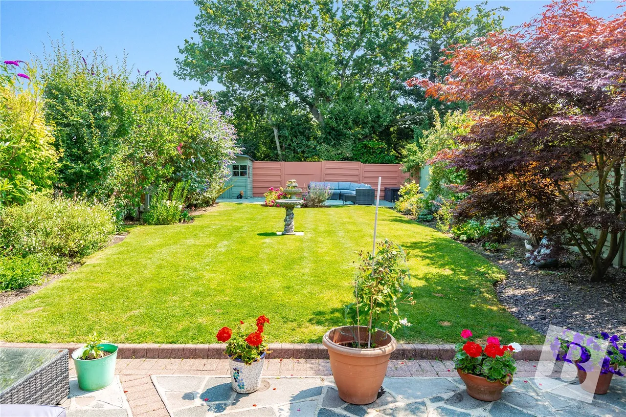 Edison Avenue, Hornchurch, RM12, photo 18