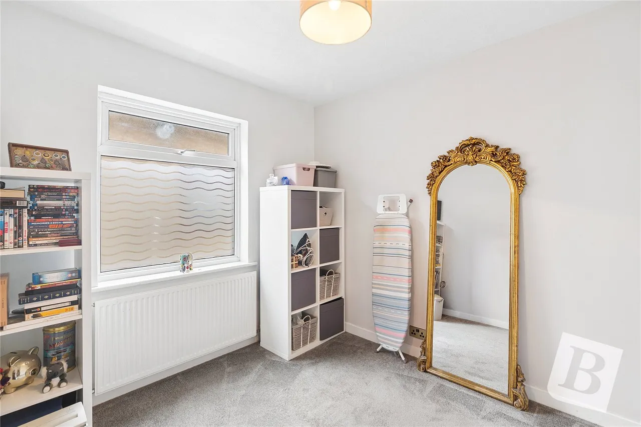 Edison Avenue, Hornchurch, RM12, photo 16