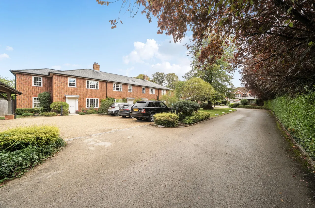 Chantry Hall, Westbourne, PO10, photo 16