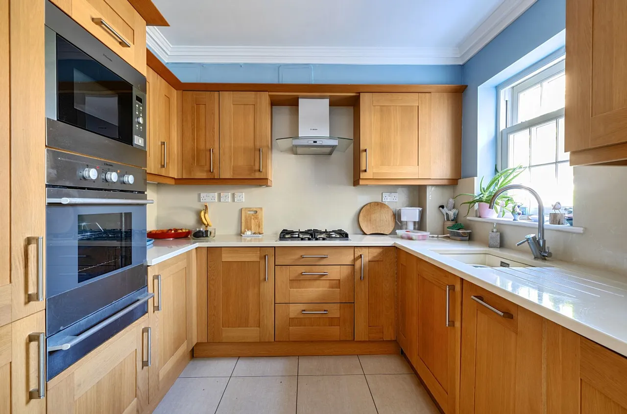 Chantry Hall, Westbourne, PO10, photo 6