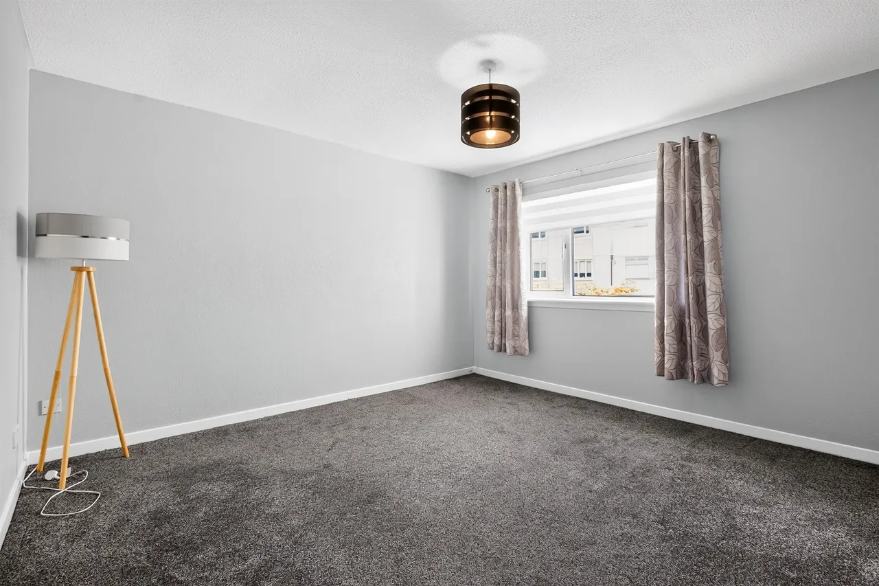 Park Court, Bishopbriggs, GLASGOW, photo 4