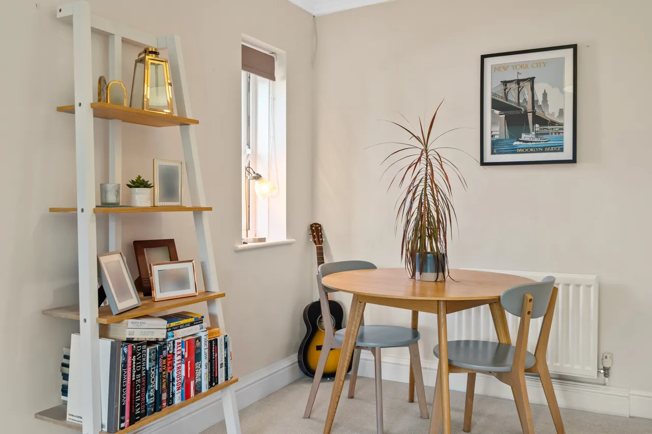 St. Martins Mews, Pyrford, GU22, photo 9
