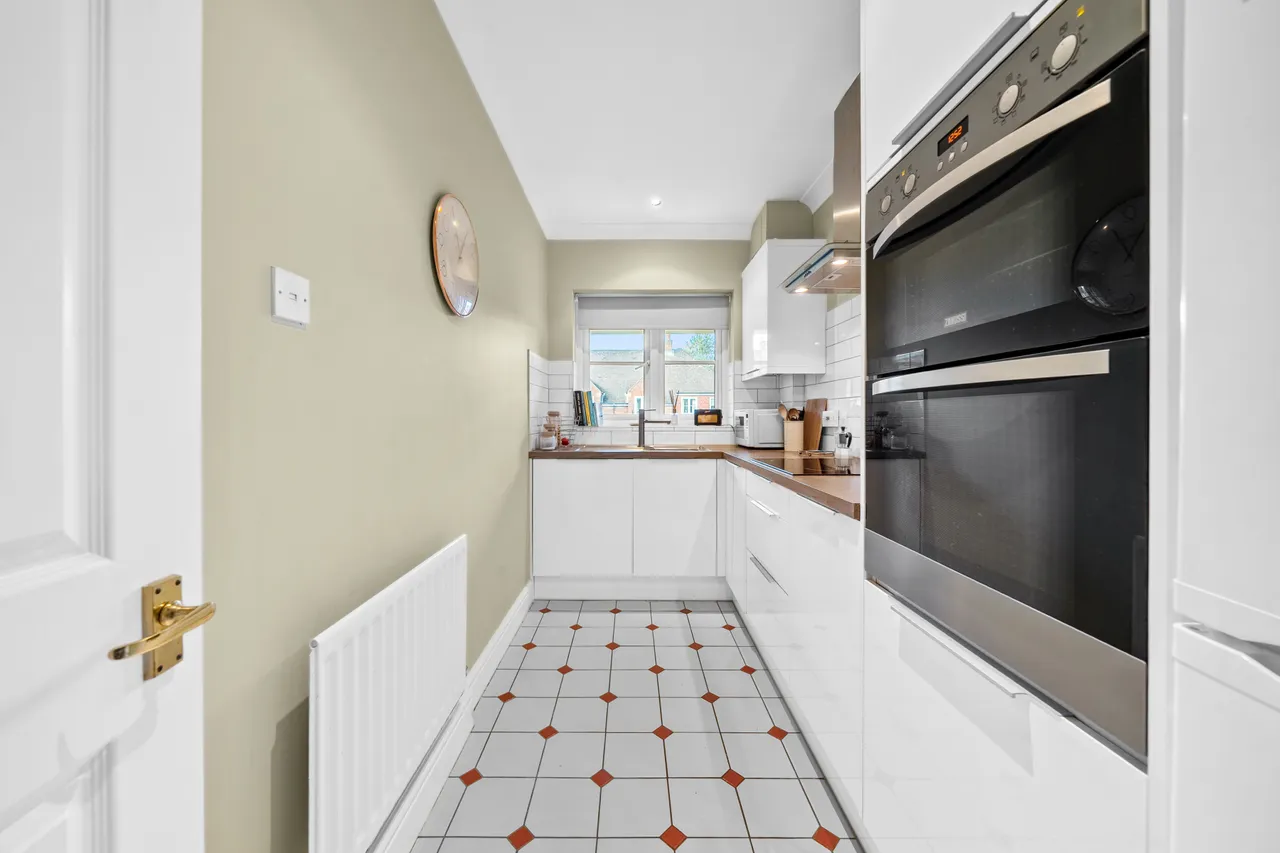 St. Martins Mews, Pyrford, GU22, photo 6