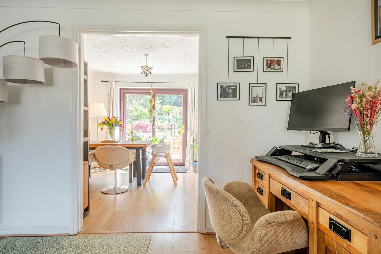 Thomson Way, Marlborough, SN8, photo 9