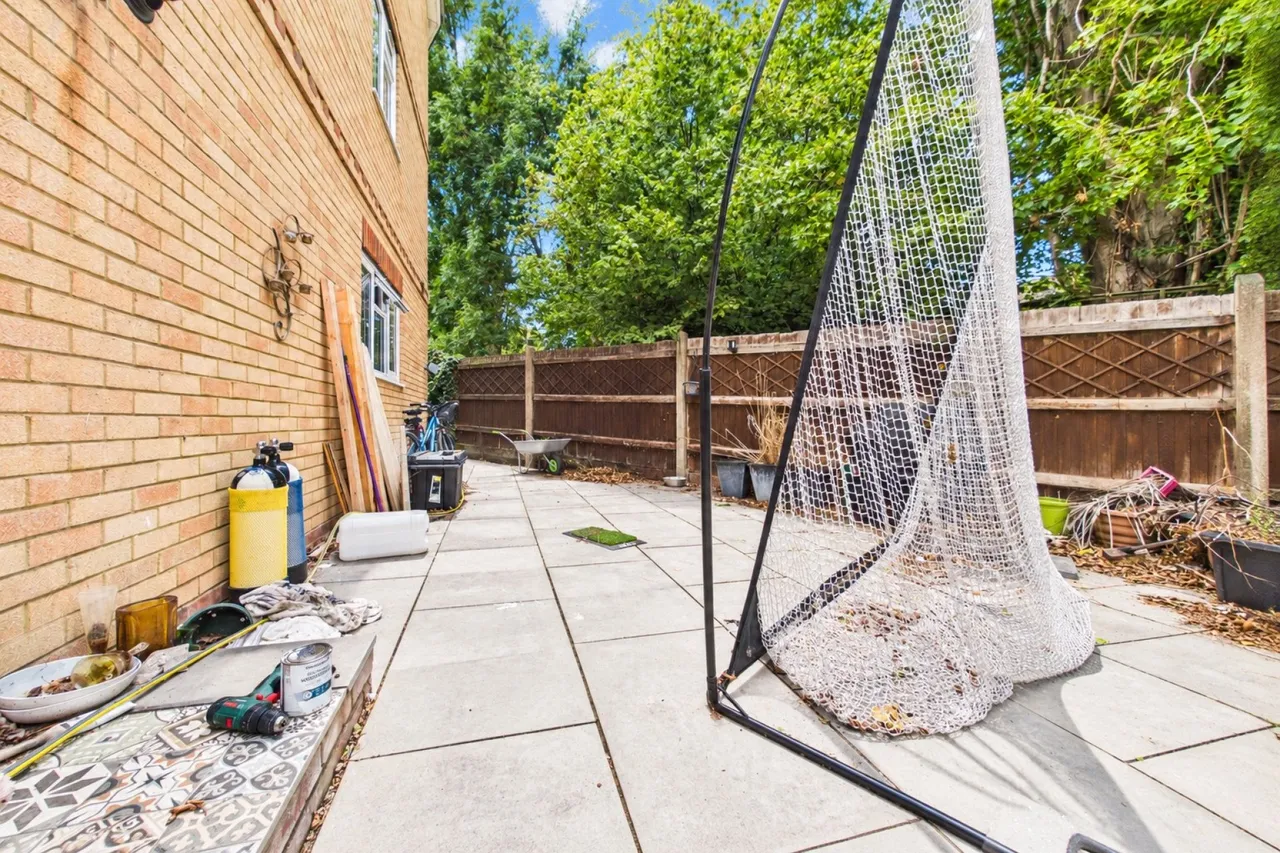 Carston Grove, Calcot, RG31, photo 13