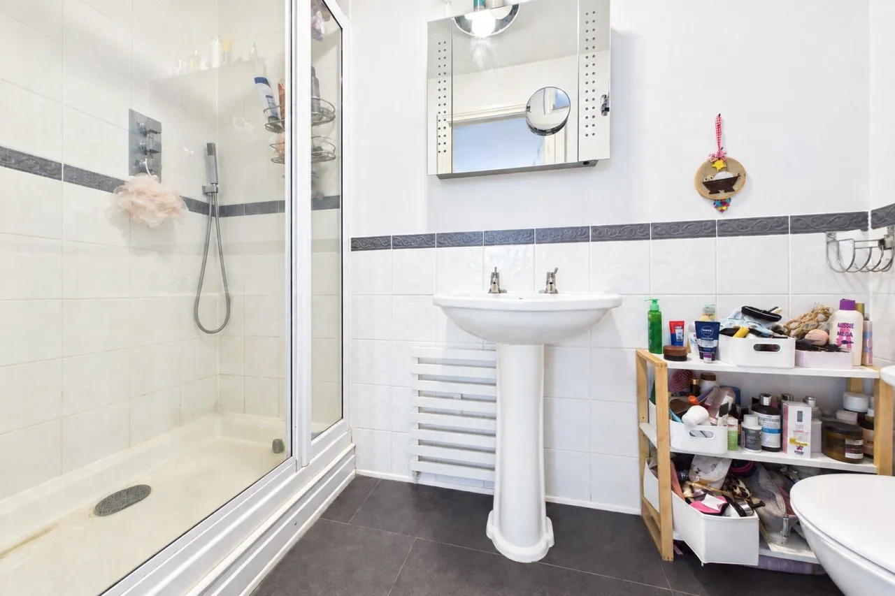 Carston Grove, Calcot, RG31, photo 12