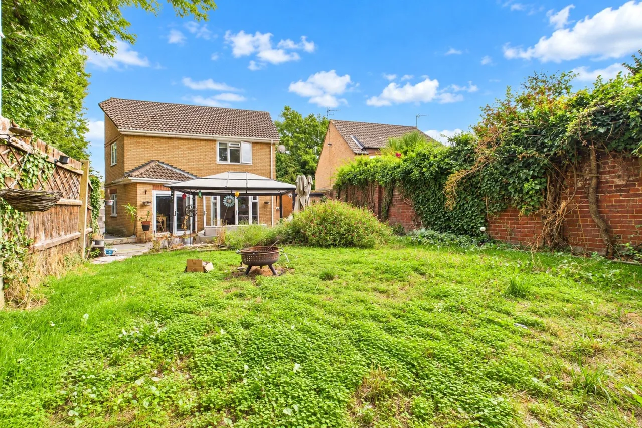 Carston Grove, Calcot, RG31, photo 14