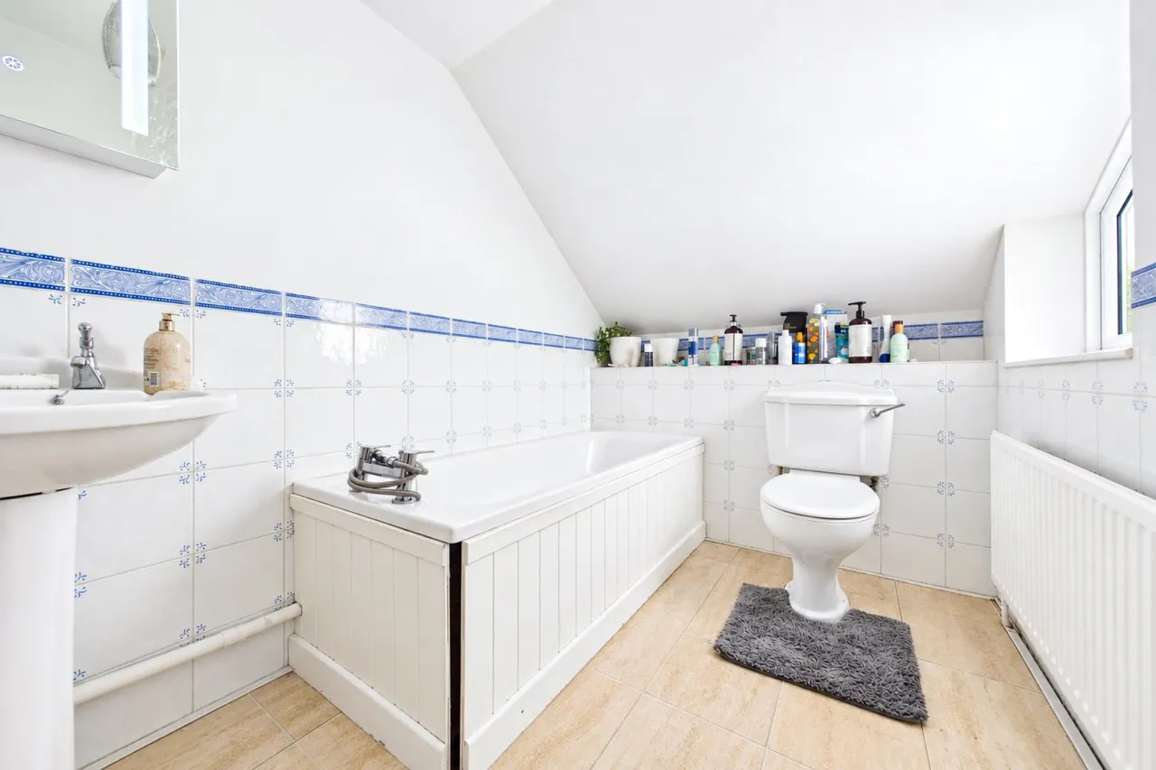 Carston Grove, Calcot, RG31, photo 10