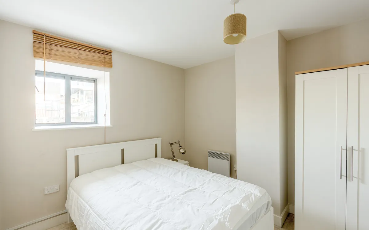 Georges Square, Central Bristol, BS1, photo 9