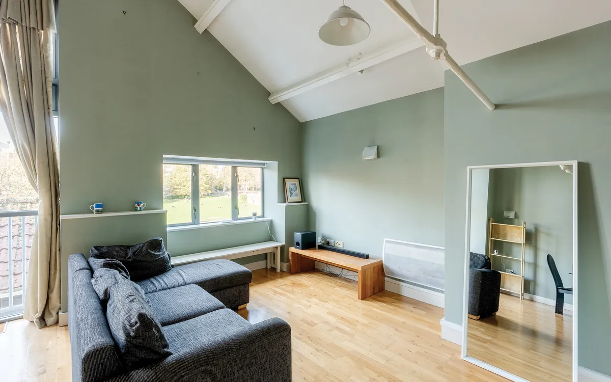 Georges Square, Central Bristol, BS1, photo 13