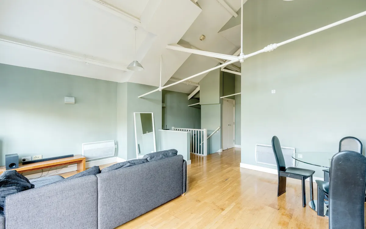 Georges Square, Central Bristol, BS1, photo 14