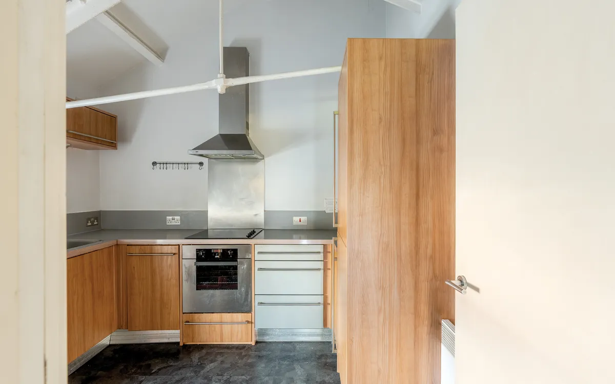 Georges Square, Central Bristol, BS1, photo 15