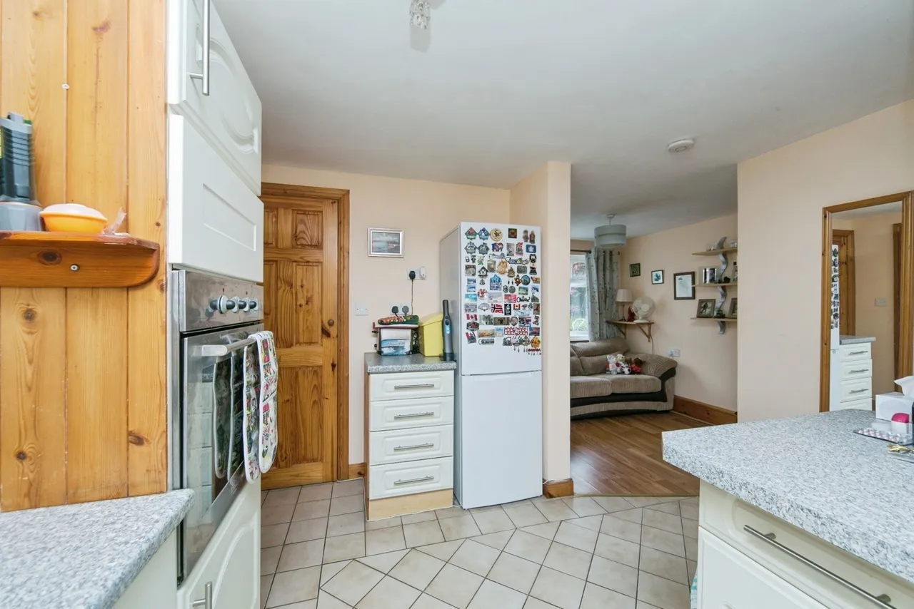 Tan Y Fron, Deganwy, LL31, photo 5