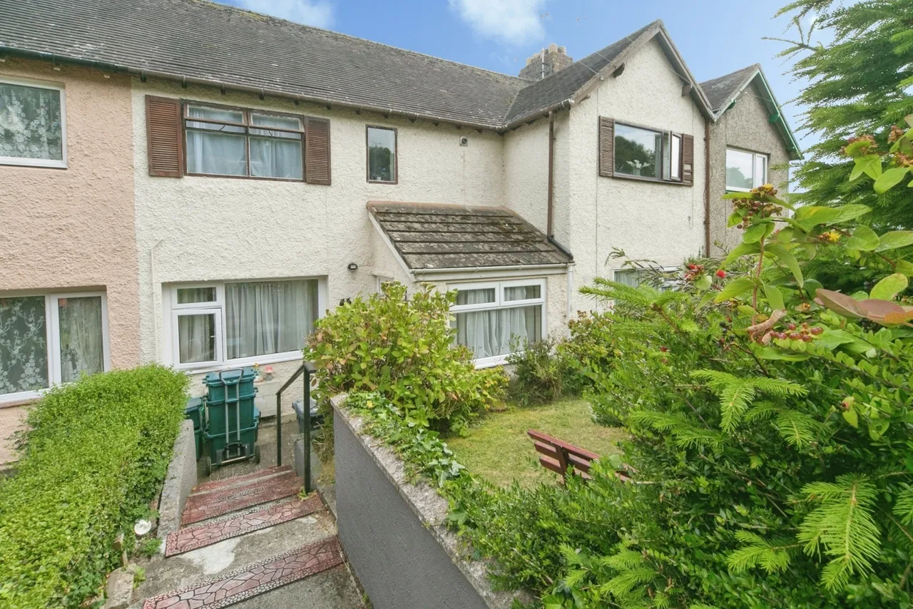 1 bed flat for sale, Tan Y Fron, Deganwy, LL31