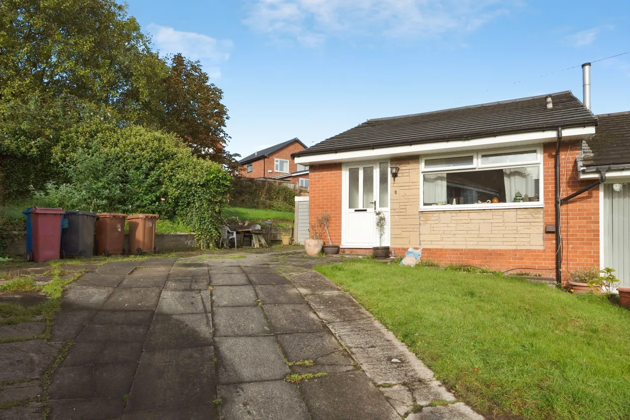 2 bed house for sale, Hill View, Blackburn, BB1