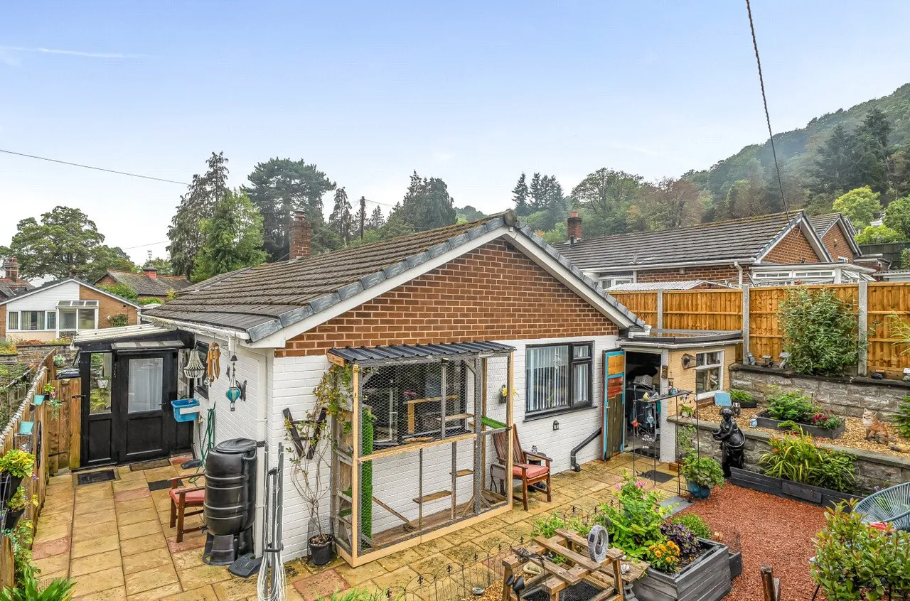 Brynwood Drive, Newtown, photo 18